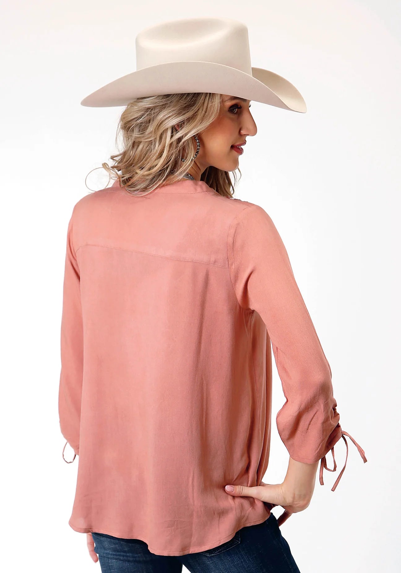 03-050-0565-7074RE Roper Women's Embroidered Shirt