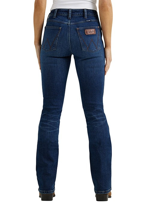 112352982 Wrangler Women's Hi Rise Boot Cut Jean 32', 34' leg