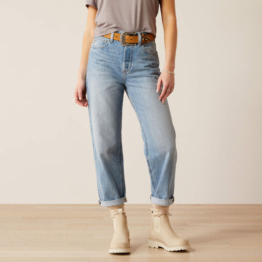 10053534 Ariat Women's Ultra High Rise Tomboy Straight Leg Jeans