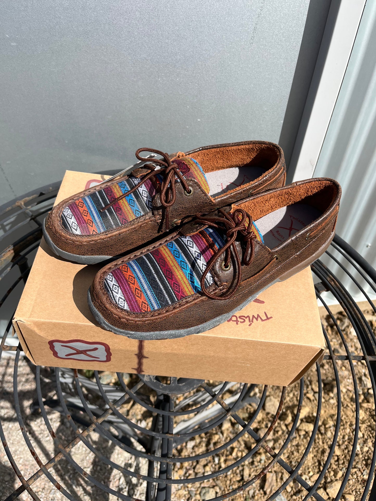 TCWDM0068 Twisted X Women's Brown/Serape Moc