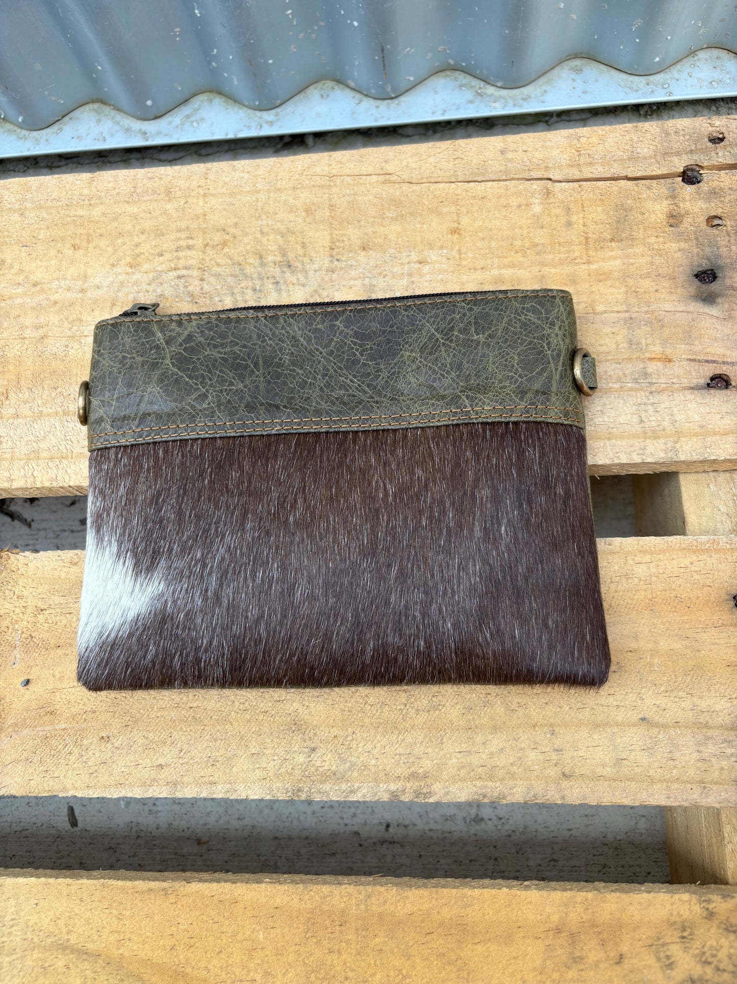 AE2515 Genuine Leather Payton Crossbody