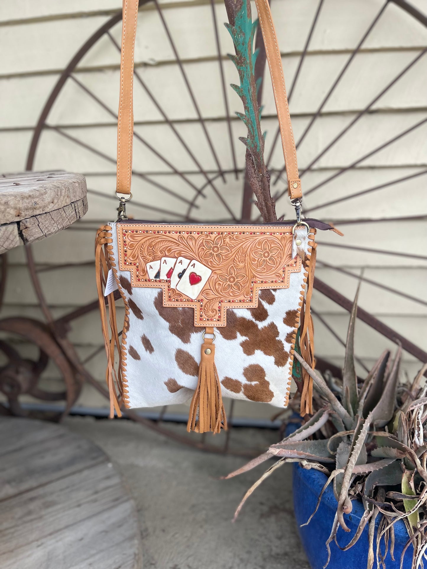 AB-20 Chillan Crossbody Tan and Hide