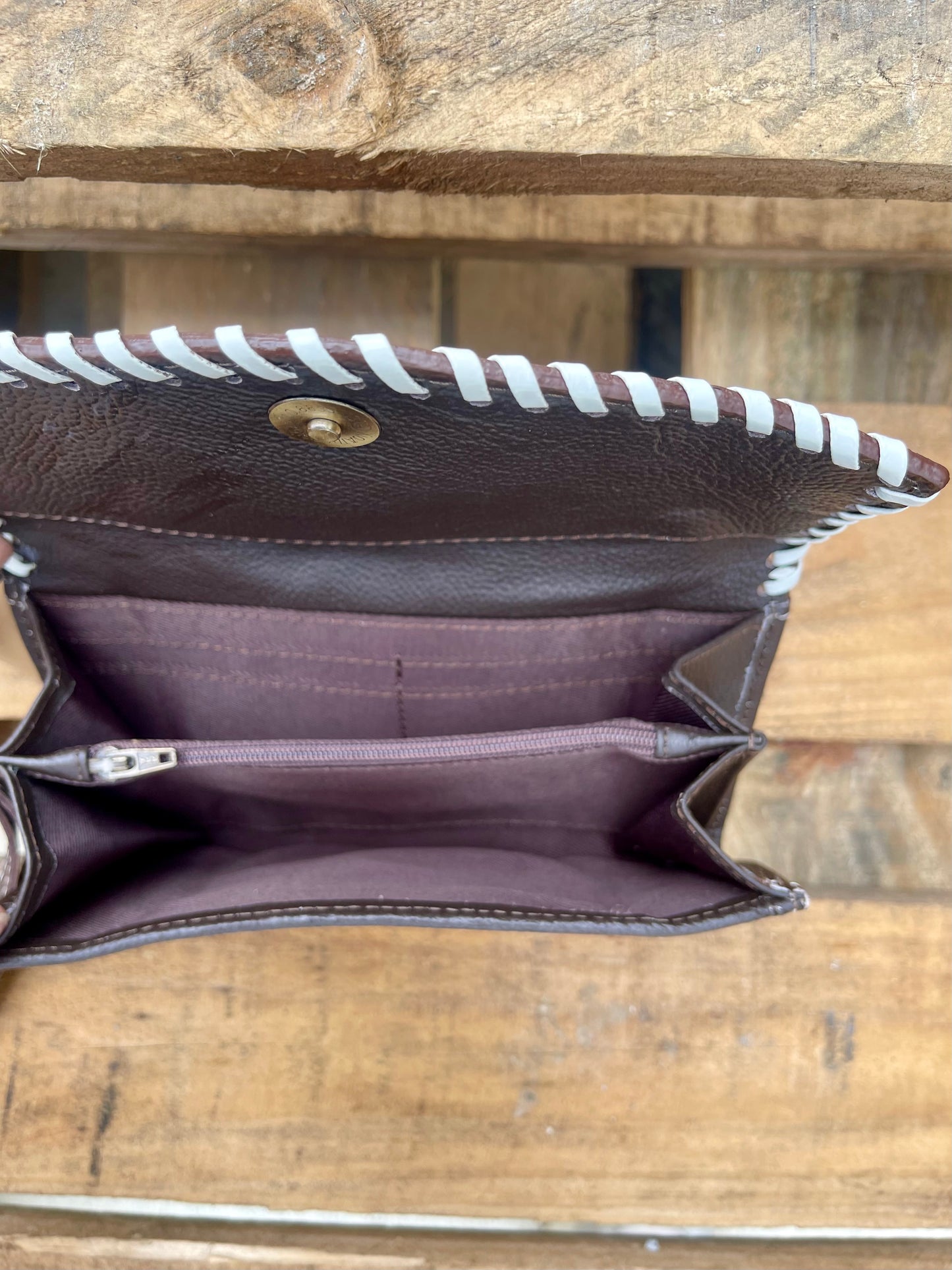 AE4327 Jerey Poppy Leather Hide Purse