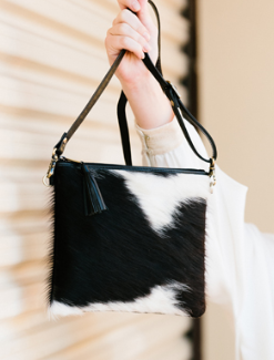 69992D Cowhide Black & White Toronto Clutch