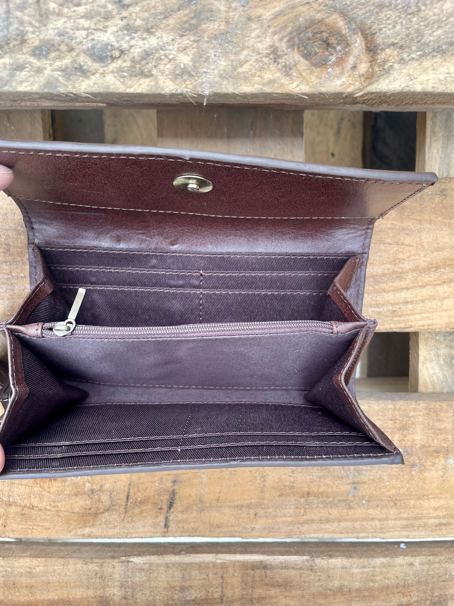 AE4247 Jamakia Leather Hide Purse
