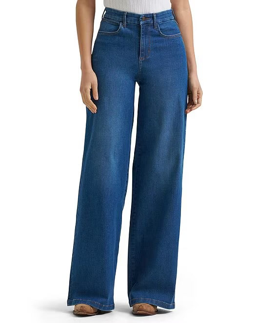 112385540- 34 Leg Wrangler Bespoke Hi Rise Wide Leg Jean 34L leg