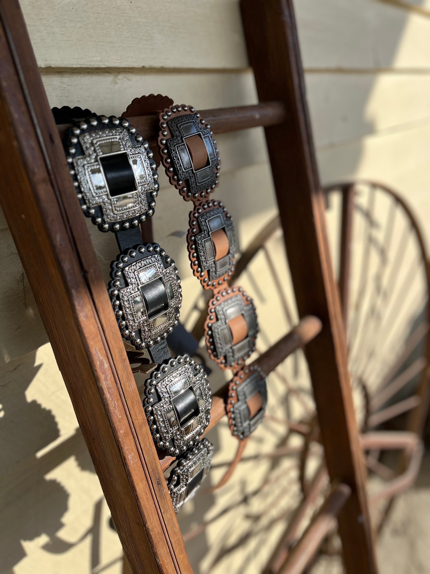 5406790 Roper Wms Conchos Leather Belt