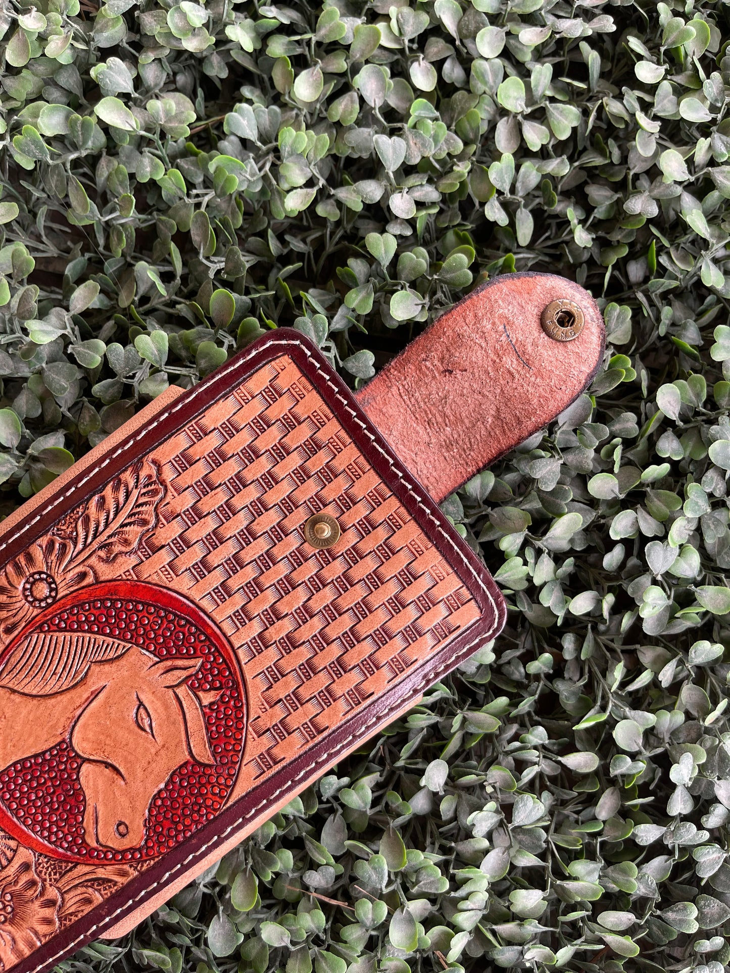 AE9219 Leather Phone Case Dark Horse