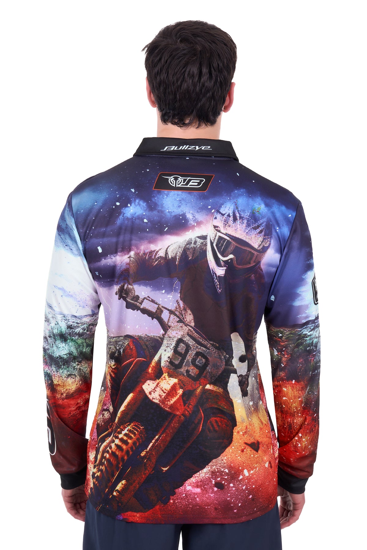 B6S1569660 Bullzye Men’s Eben Long Sleeve Tee