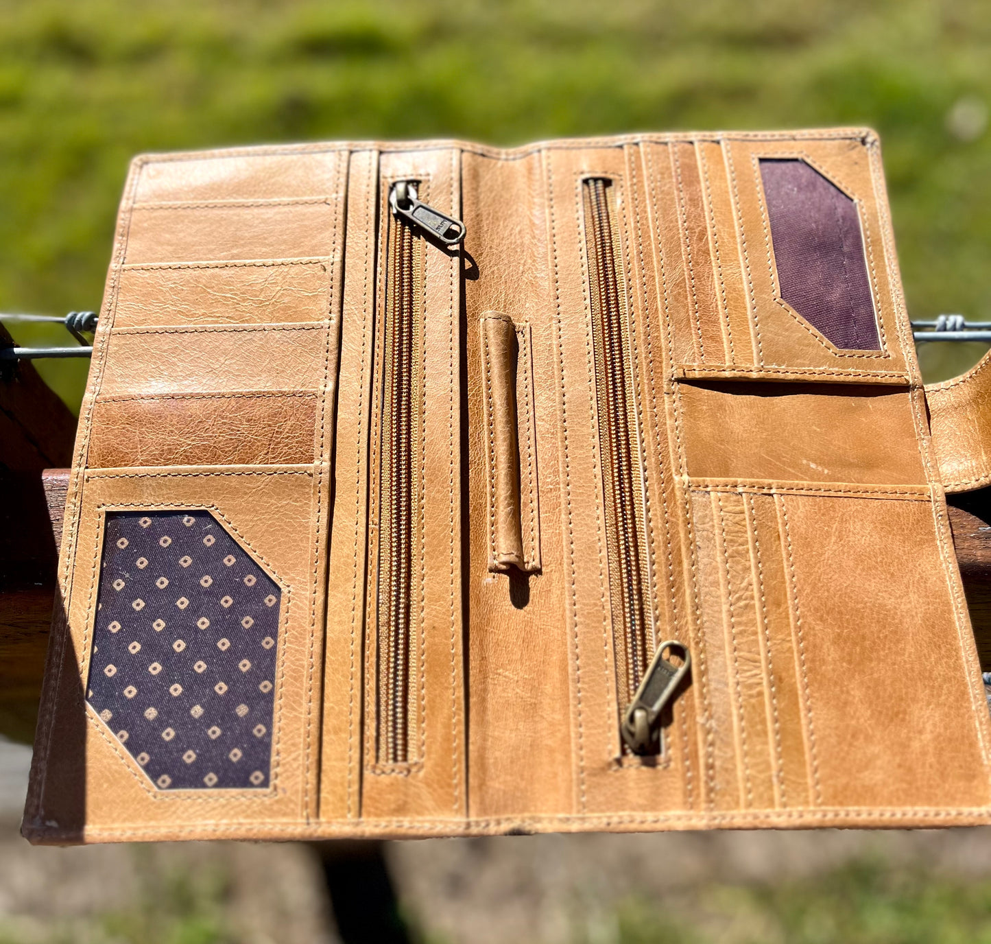 AE1650 Mabyn Jersey Hide Purse