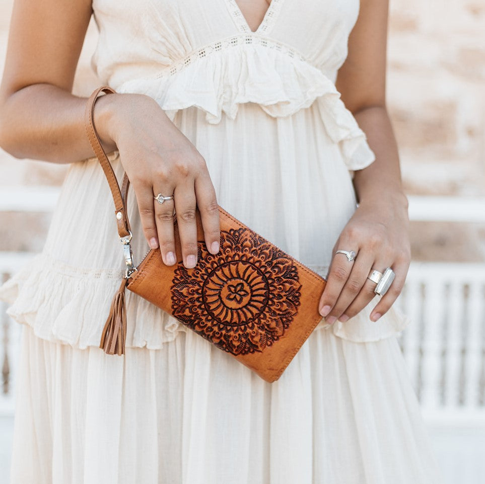 20159 Hand Tooled Boho Mandala Zip Round Wallet- Distressed Tan