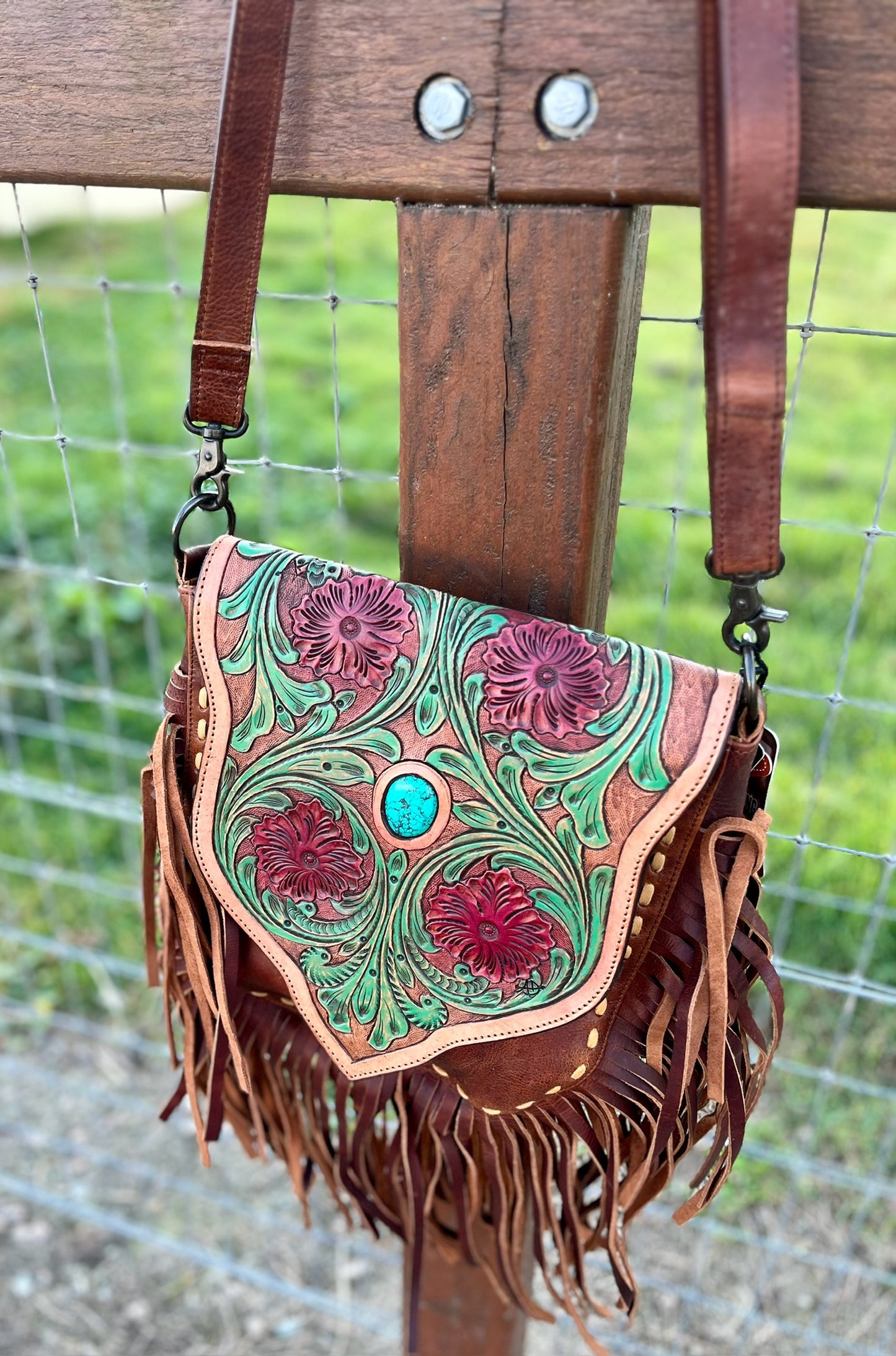 ADBGZ474 USA Leather Tooled Turquoise Handbag