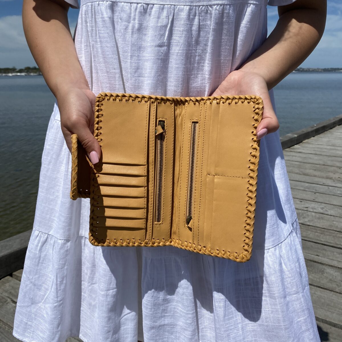 22665 Flower wallet leather - Tan