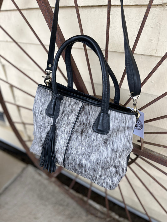 B71052 Cowhide Open Shopping Bag Black & White Netherlands