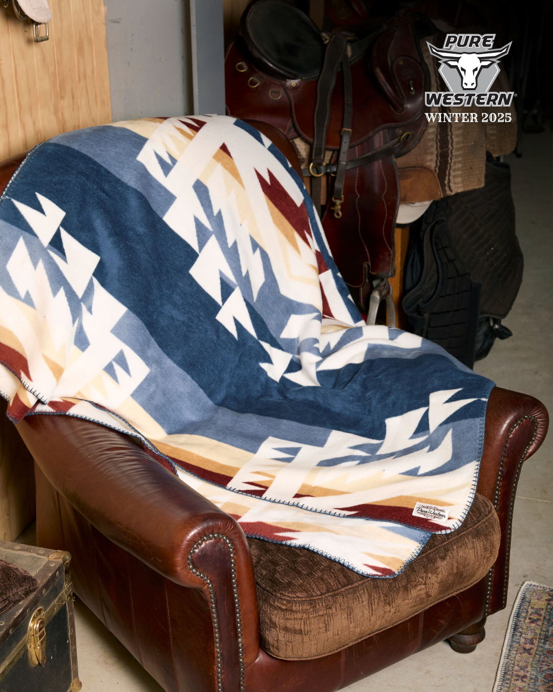 P5W2967BKT Pure Western Kayce Blanket