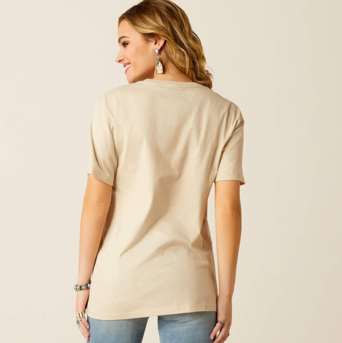 10052542 Ariat Women's Keep Walkin Cowboy SS Tee Natural
