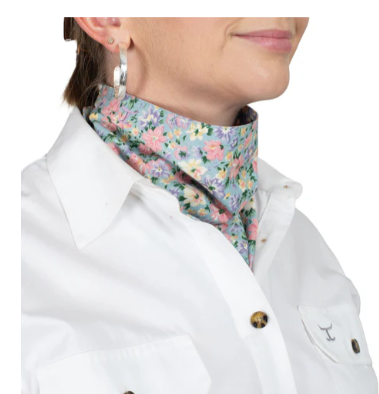 SCF2547 Just Country Women's Carlee Double Sided Scarf Winter Sky Blue Floral