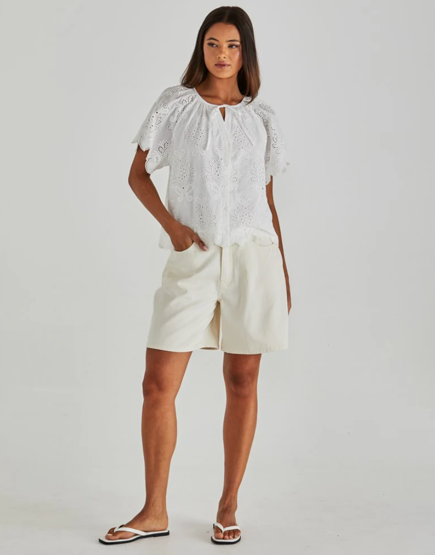 18976TWSS-WHI   Sass Ani Blouse White
