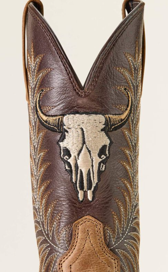 10064053 Ariat Men's Sport Steer Skull Sandstorm/ Bitter Chocolate