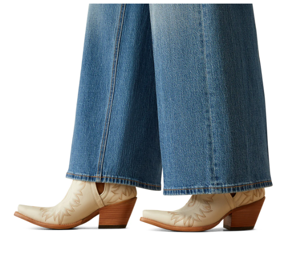 10061616 Ariat Women's Ultra High Rise Jazmine Wide Leg Jeans Short Leg