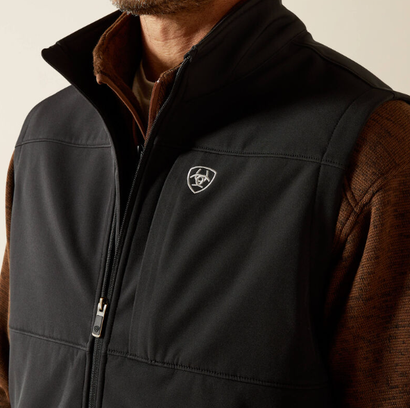 10062600 Ariat Men's Vernon Softshell Vest Black