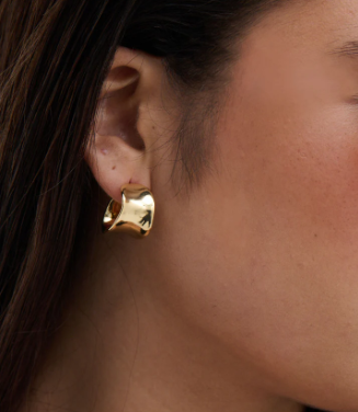LS2021251-GLD Flat Huggie 18k Gold Plated Earrings