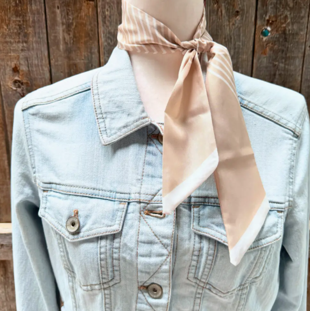 TW106 Cowgirl Necktie Tan & Cream