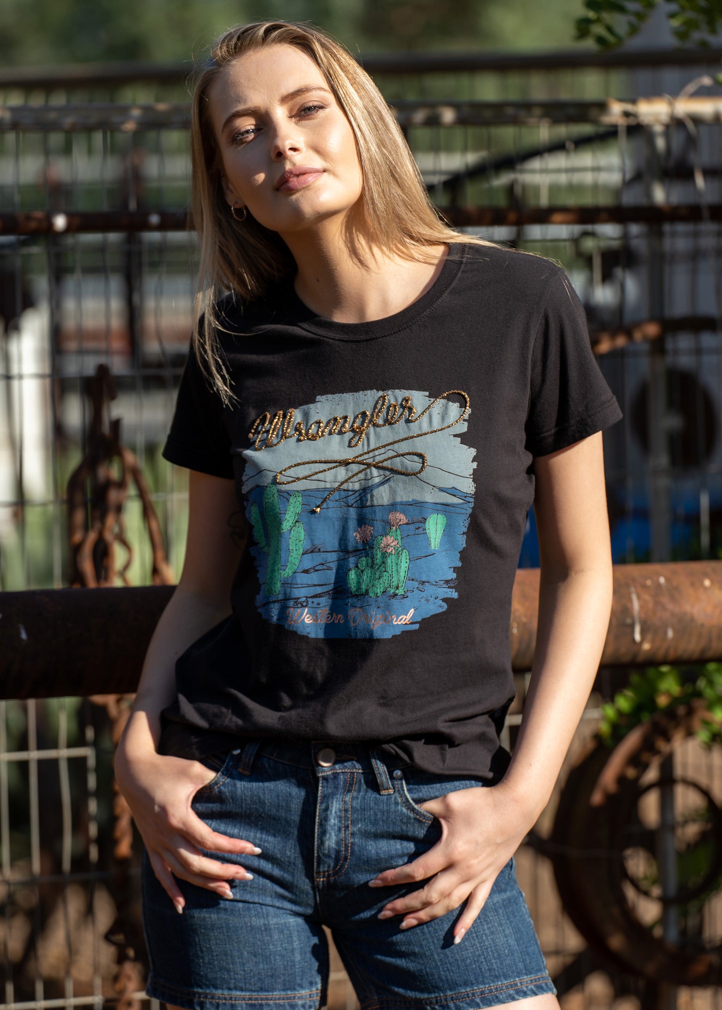 X2S2598885 Wrangler Women's Tasia Tee