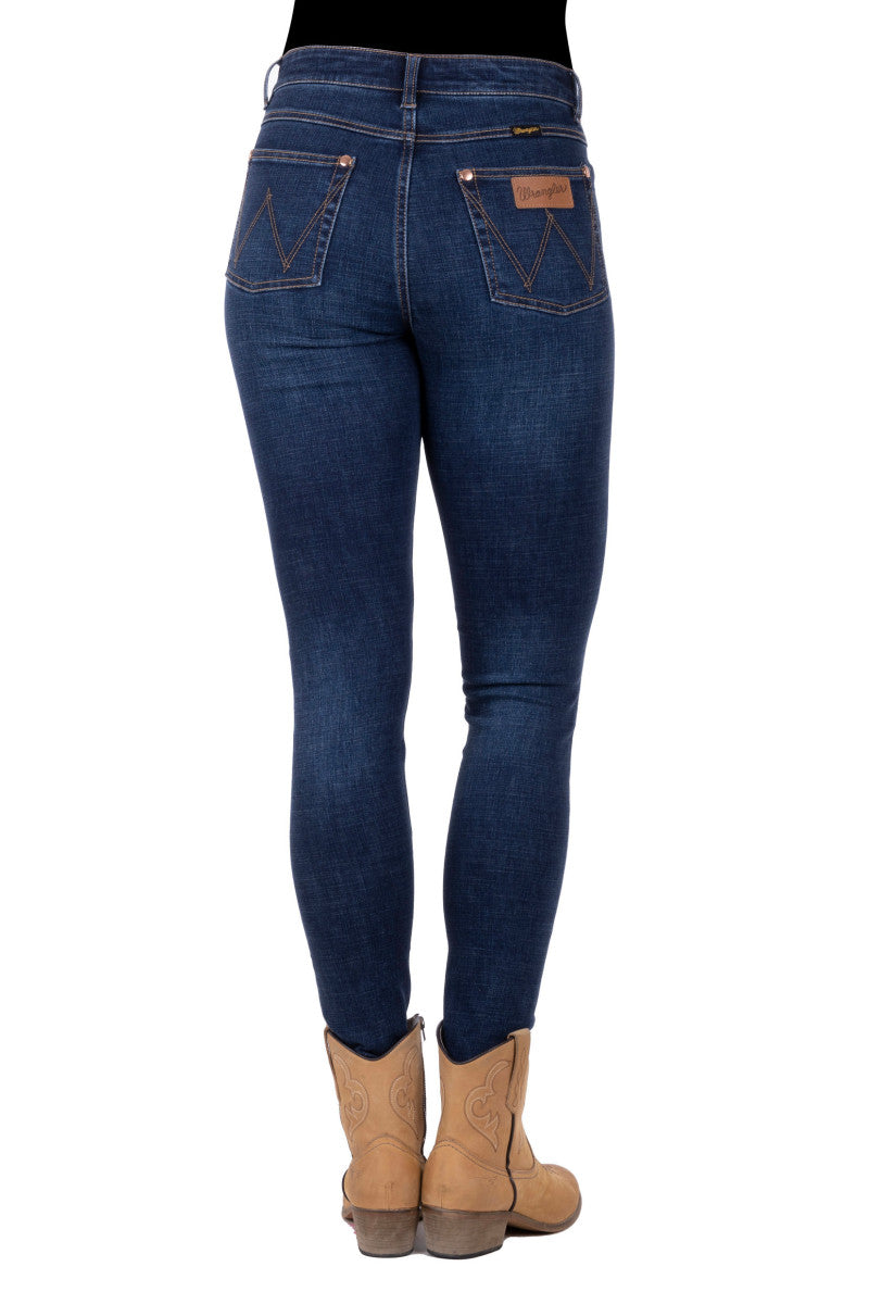 XCP2238861 Wrangler Women's Sierra Skinny Jean