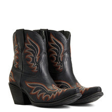 10040338 Women's Chandler Boots "Spade Black"