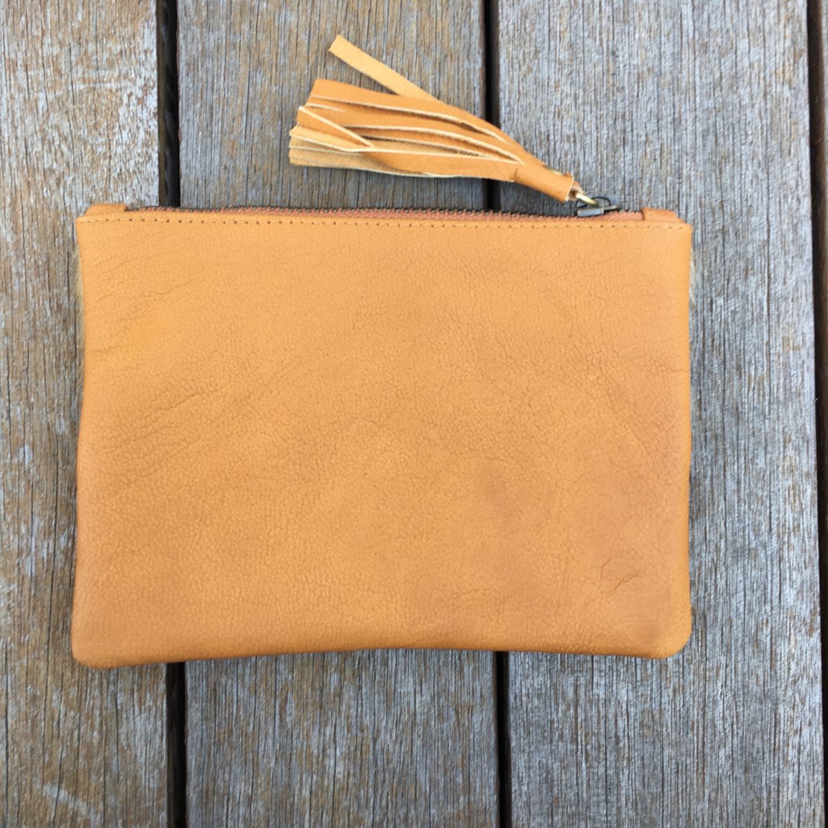 1098 Tassel Pouch
