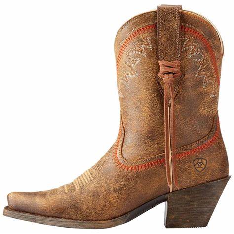 10023219 Ariat Women's Round Up Aztec