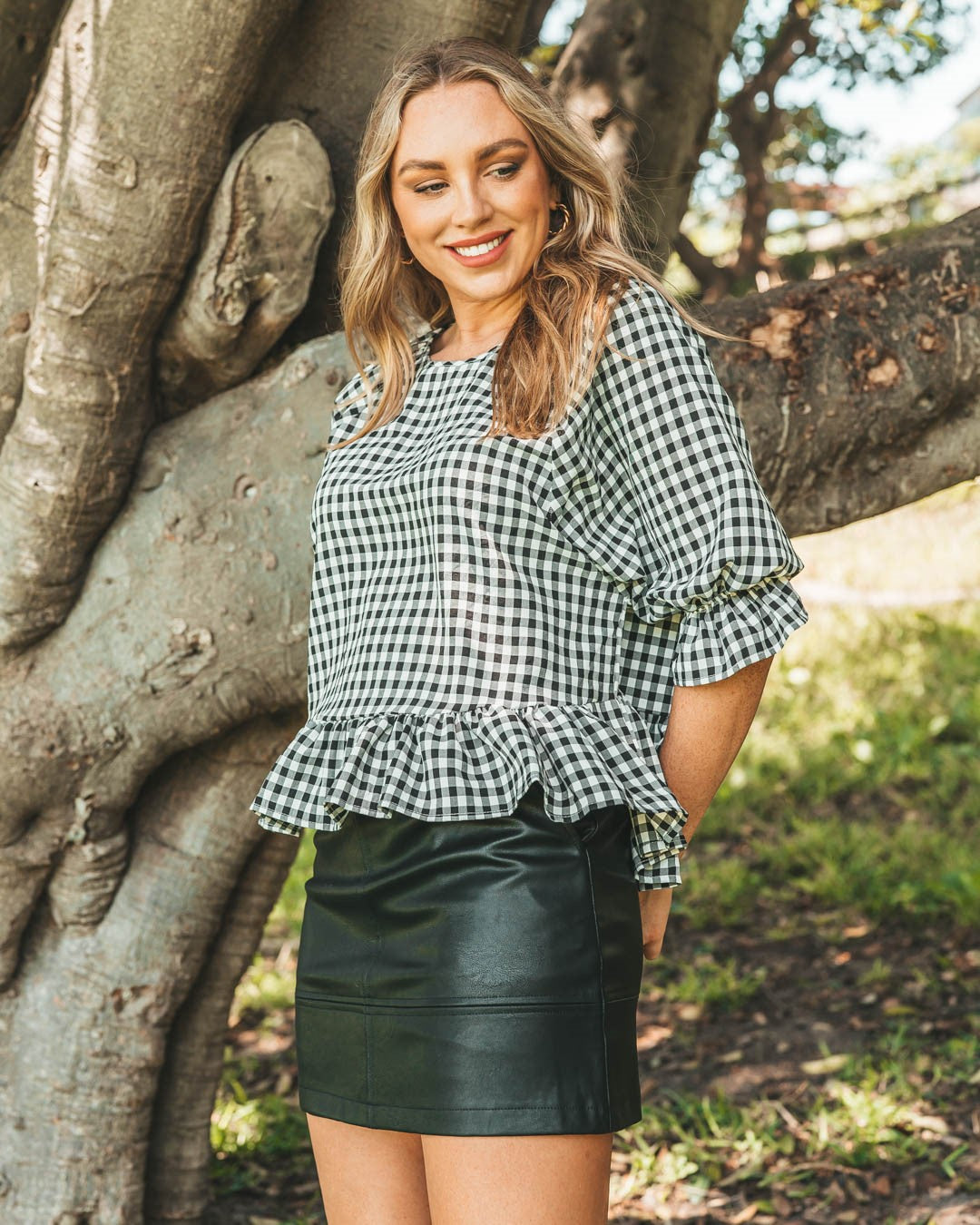 VV9170 Gingham Crazy Top Black