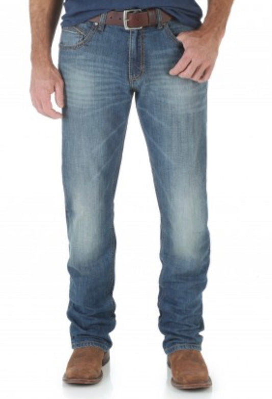 WLT88CW Wrangler Mens Retro Slim Straight Jean 34’ leg