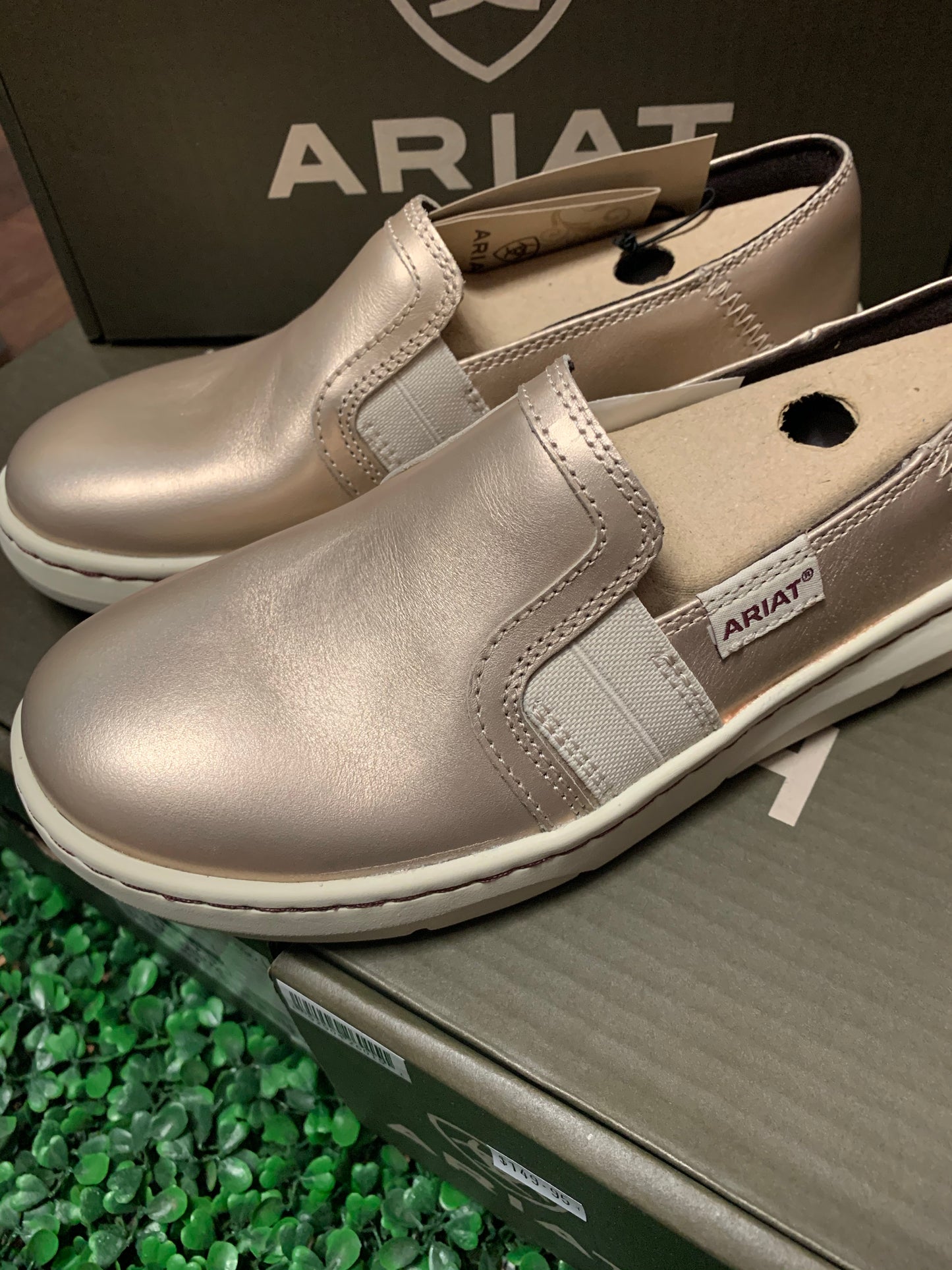 10031675 Ariat women’s Ryder Rose Gold