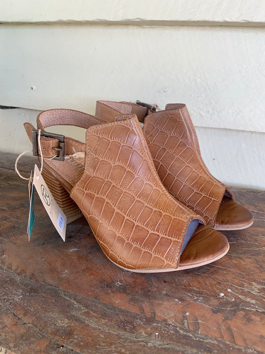 09-021-0946-1297 Roper Women's Mika Croco - Tan