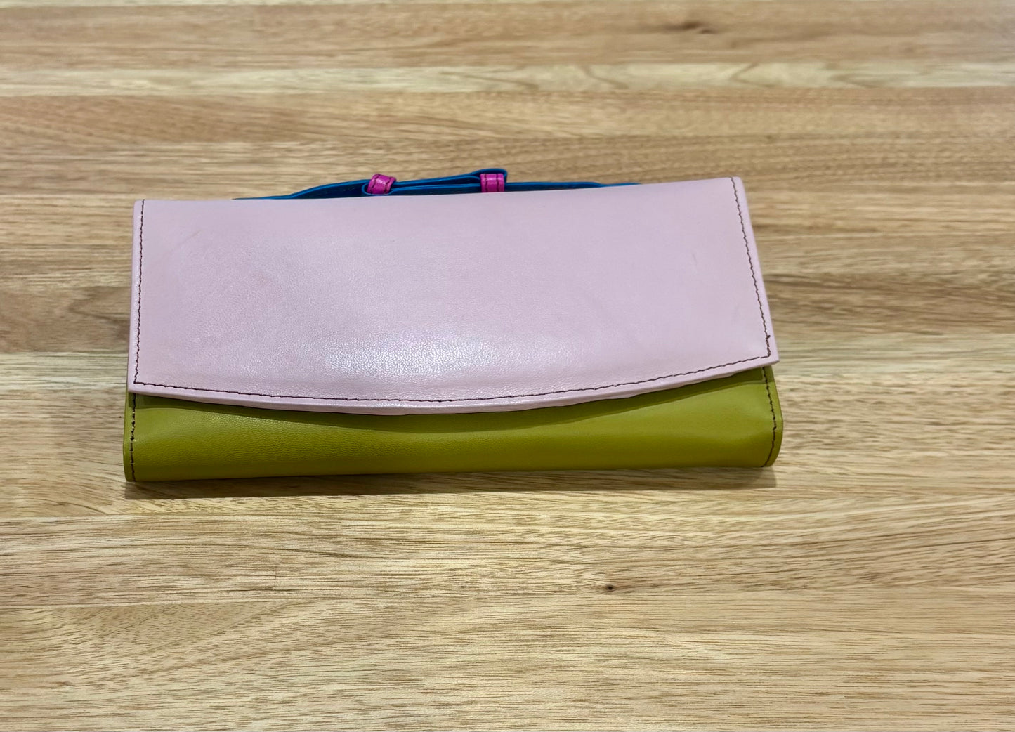 AE4110 Vivi Colour Drop Leather Purse