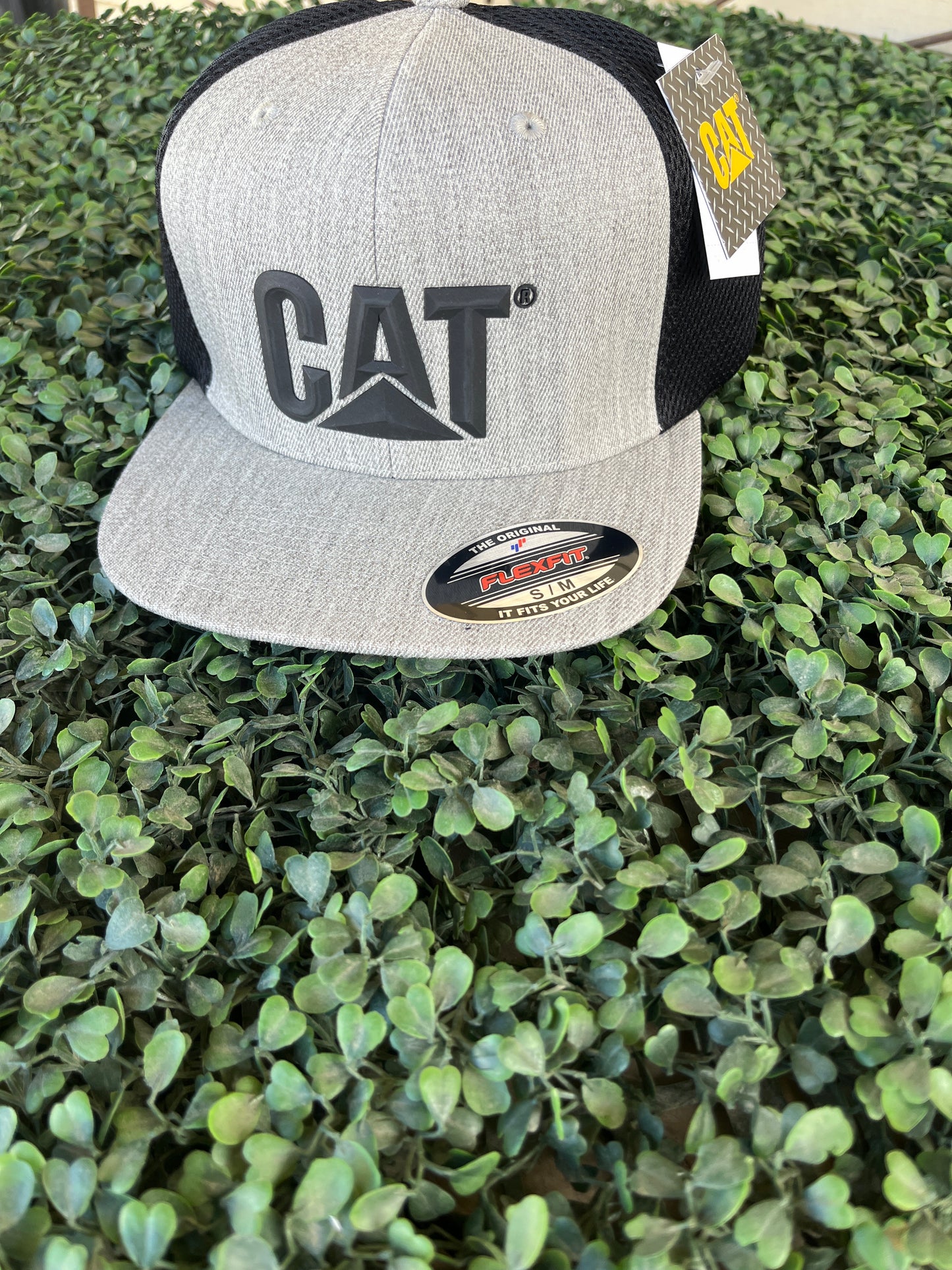 1120249.10122 CAT Raised Logo Cap Grey