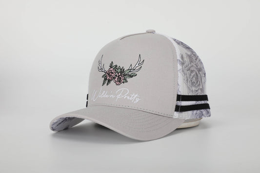 WILDECAP23  Wilde n Pretty logo cap Grey