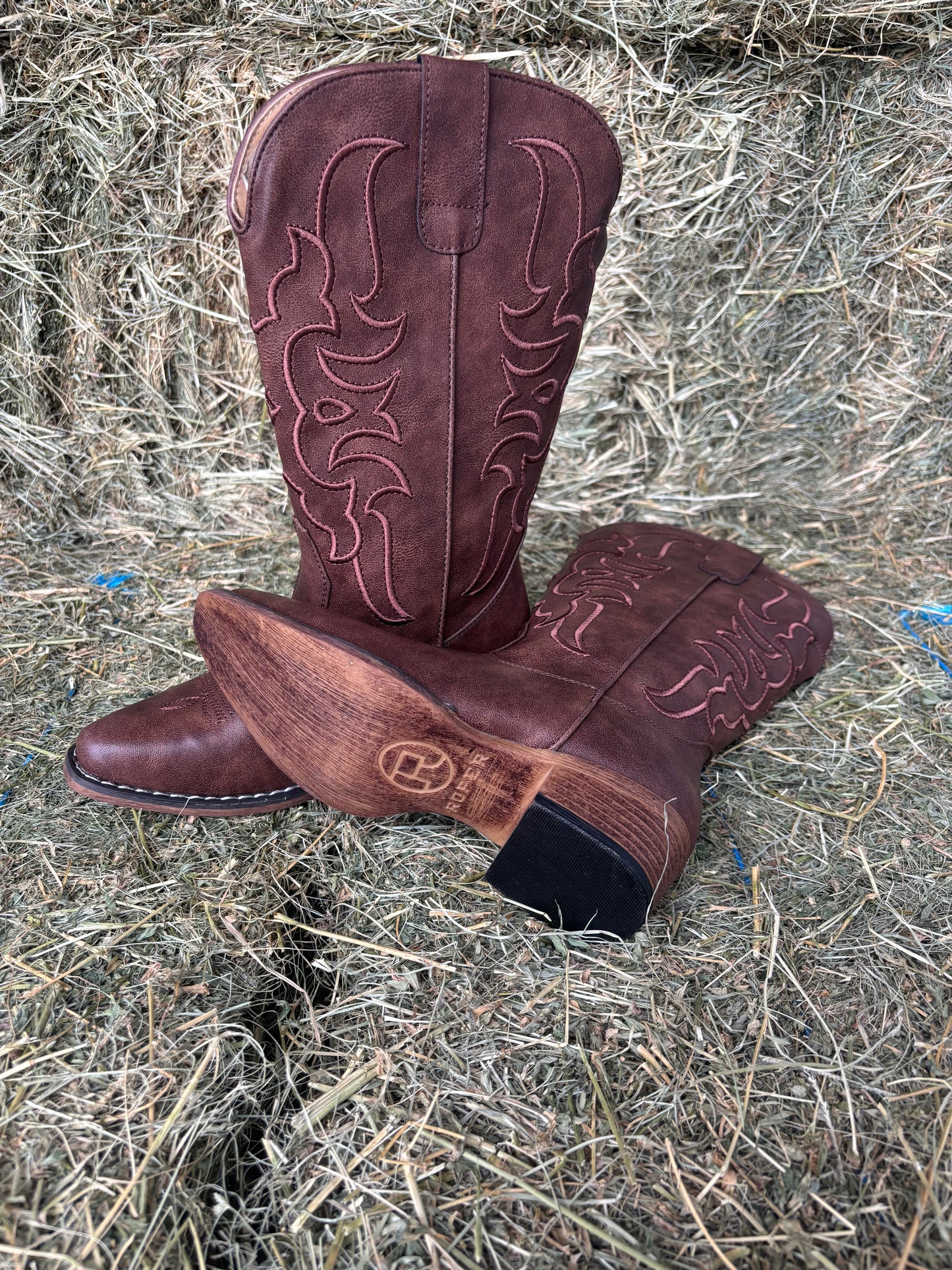 09-021-1566-3682 Roper Women's Riley Flextra Cord Brown