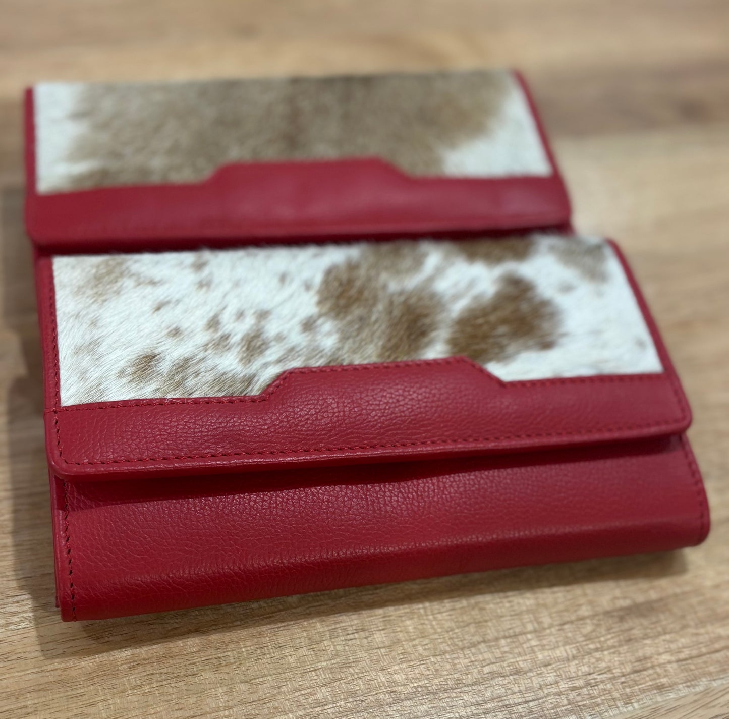 L69933RED Vegas Purse Leather Red