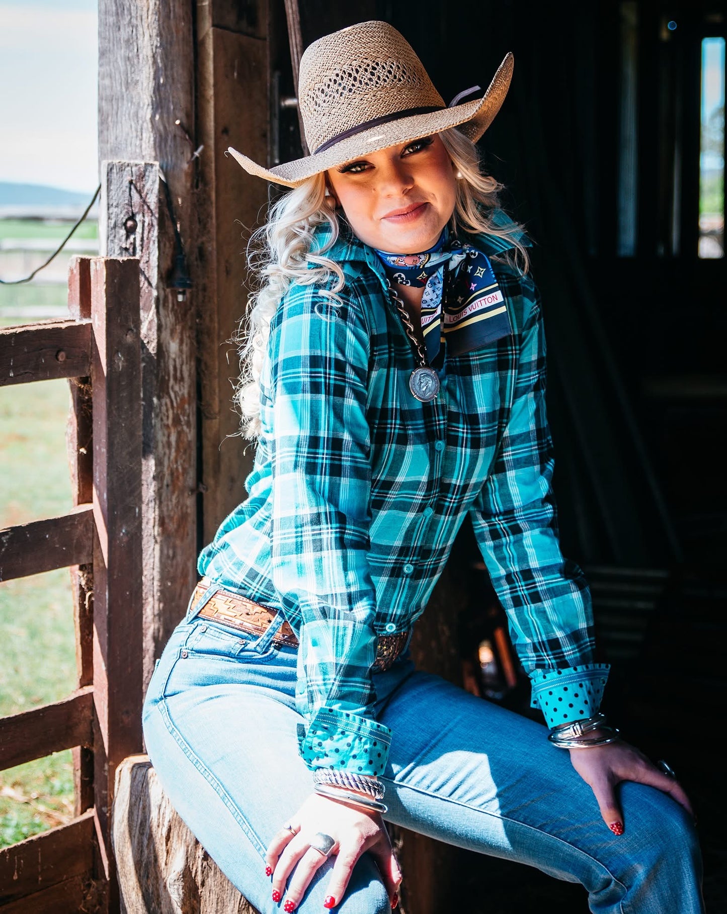 RR01-2008 Hitchley & Harrow Fitted Turquoise Check L/S Shirt