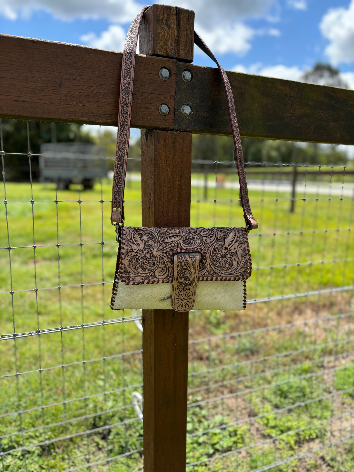 AE2529 Gypsy Tooled Leather Hide Crossbody