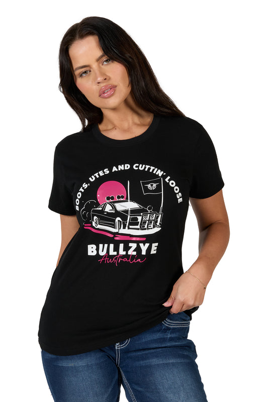 B4S2503416 Bullzye Women's Ute SS Tee Black