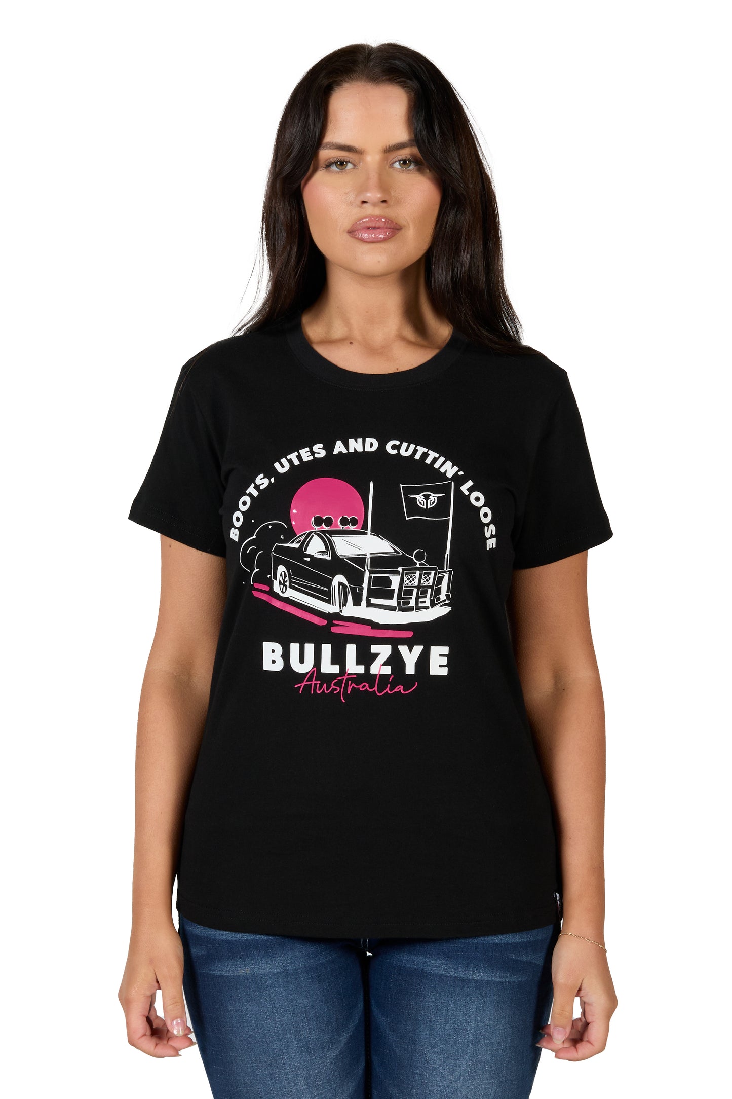 B4S2503416 Bullzye Women's Ute SS Tee Black