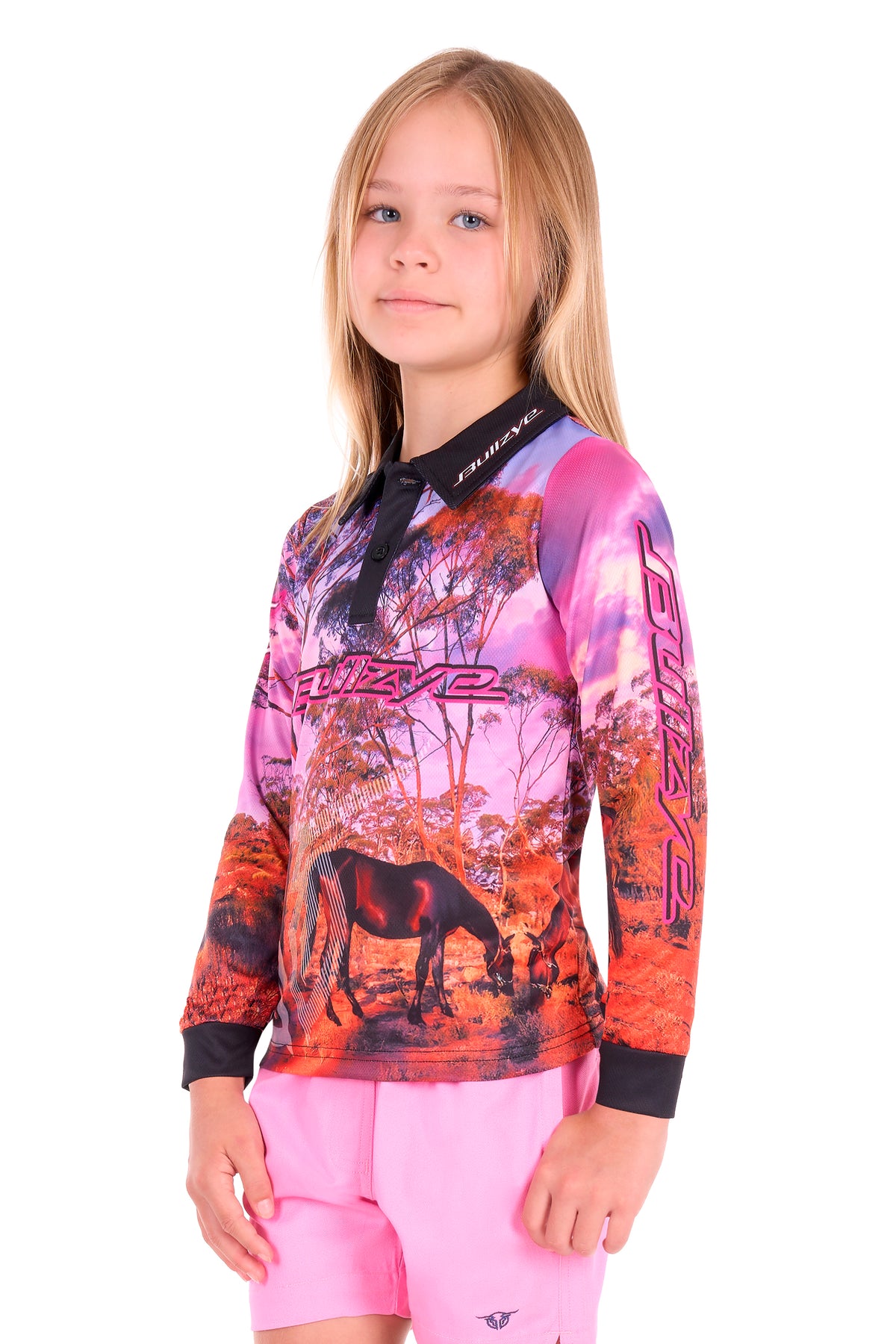 B6S5501598 Bullzye Girl's Grazing Horse  Long Sleeve Tee