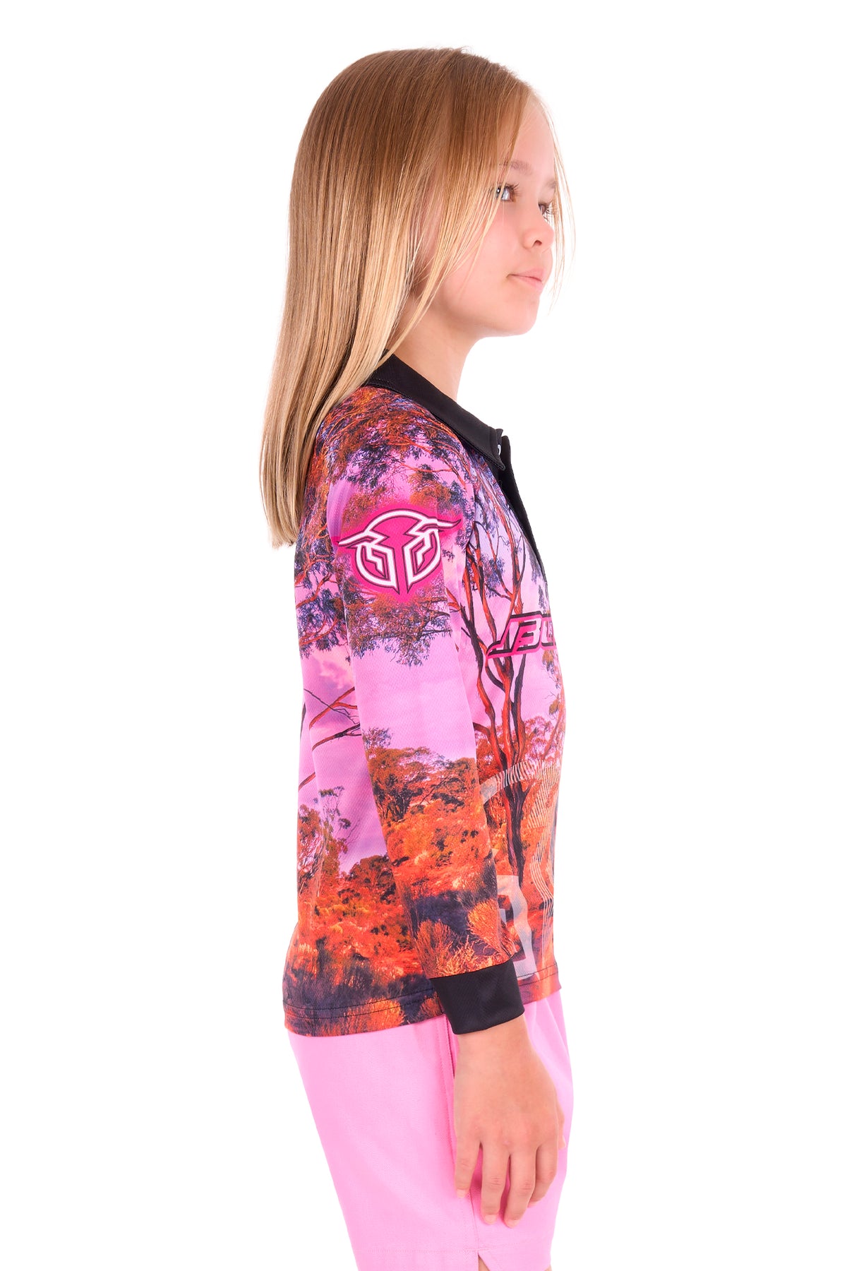 B6S5501598 Bullzye Girl's Grazing Horse  Long Sleeve Tee