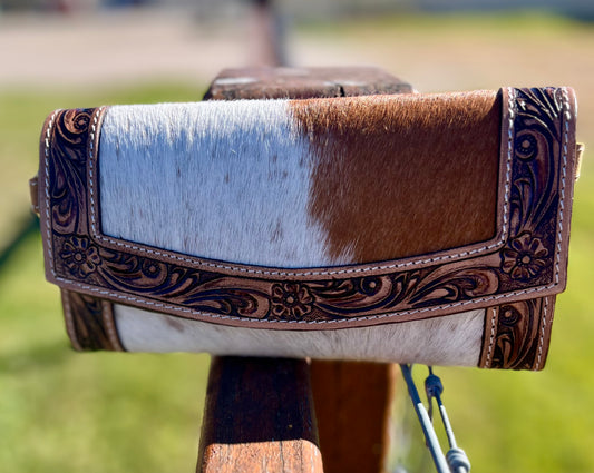 AE3045 Maya Hide & Tooled Leather Purse Bag