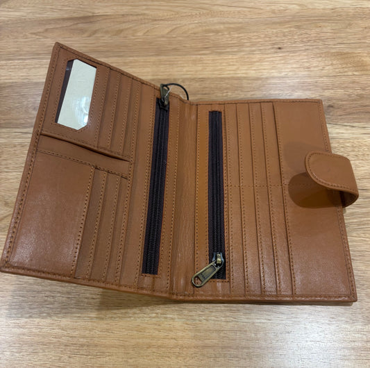 WH70014TW Los Angeles Jersey Cowhide Purse Tan & White