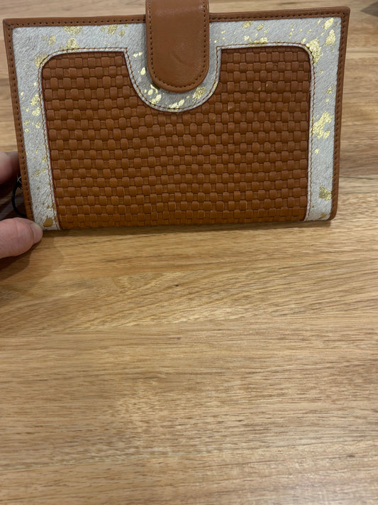 WH700144 Los Angeles Jersey Cowhide Purse Gold White & Tan